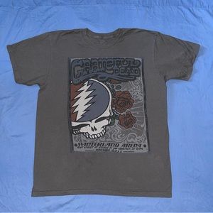 Liquid Blue Grateful Dead Concert T- shirt.